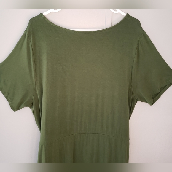 Ava & Viv Green Faux Wrap Midi Dress - Picture 7 of 11